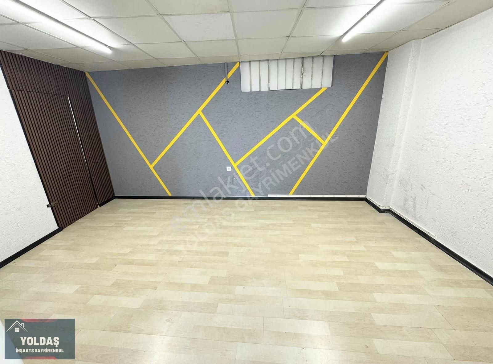 Yoldaş İnşaat'tan Kiralık 85 M2 Giriş Dükkan - Görsel 9