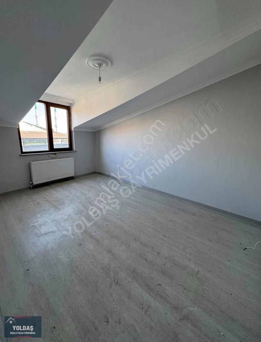 Yoldaş İnş Satılık 4+2 180 M2 Asansörlü Dublex Daire - Görsel 15