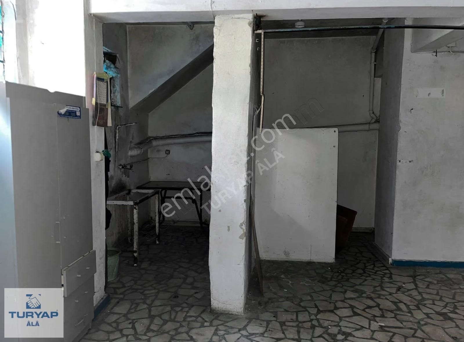 Uğurmumcu Mahallesin De Kiralık Atölye Ye Uygun 250 M2 İş Yeri - Görsel 7