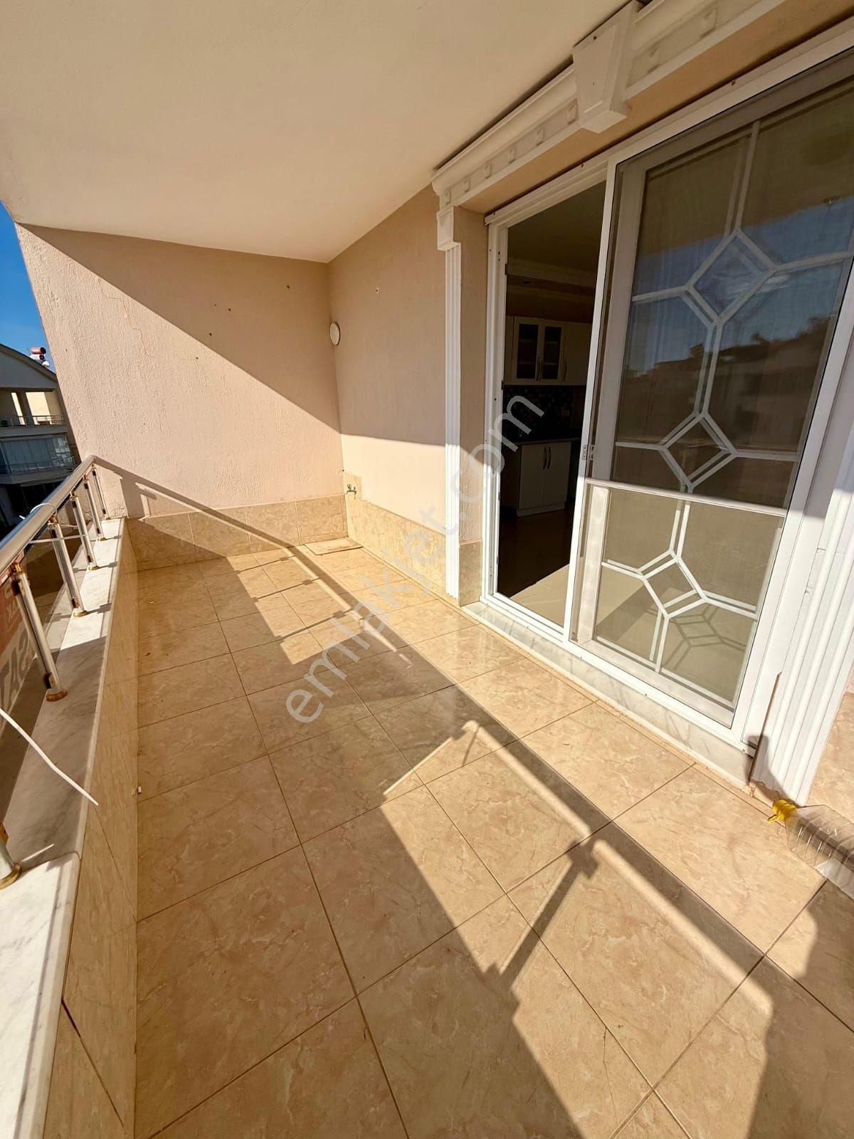 Didim Yeni Mahallede Satılık 2+1 Geniş Ferah Güzel Bir Daire Satıyoruz - Görsel 12