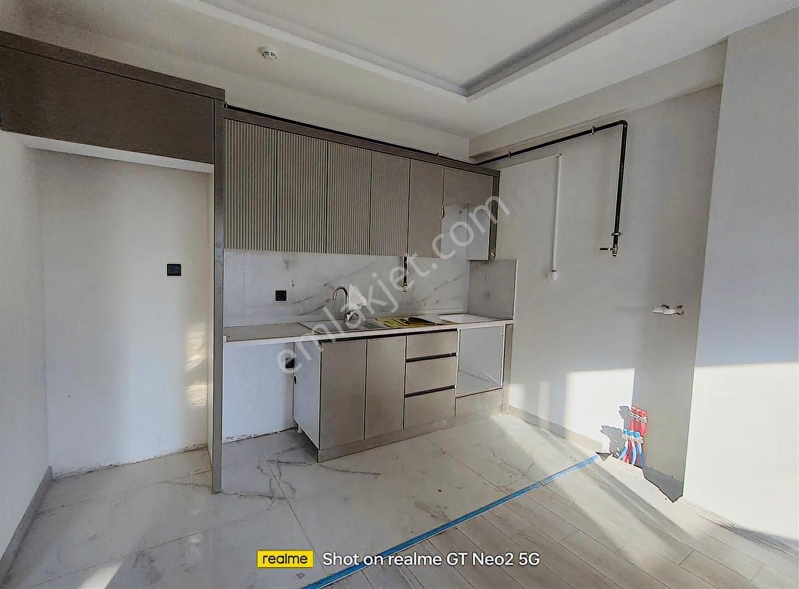 Davultepe Girişi Site İçi Havuzlu 1+1 Kiralık Daire - Görsel 2