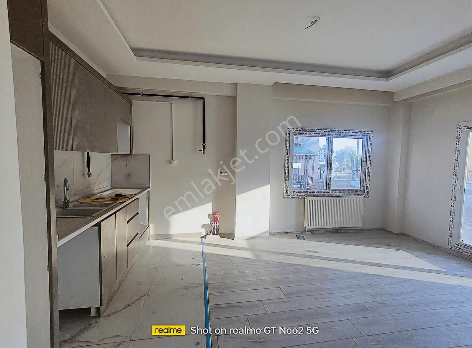 Davultepe Girişi Site İçi Havuzlu 1+1 Kiralık Daire - Görsel 8
