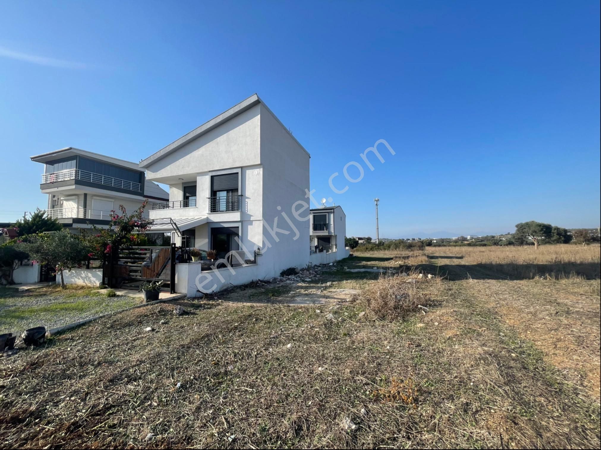 Hisar Mahellesinde Köşe Villa Arsası - Görsel 2