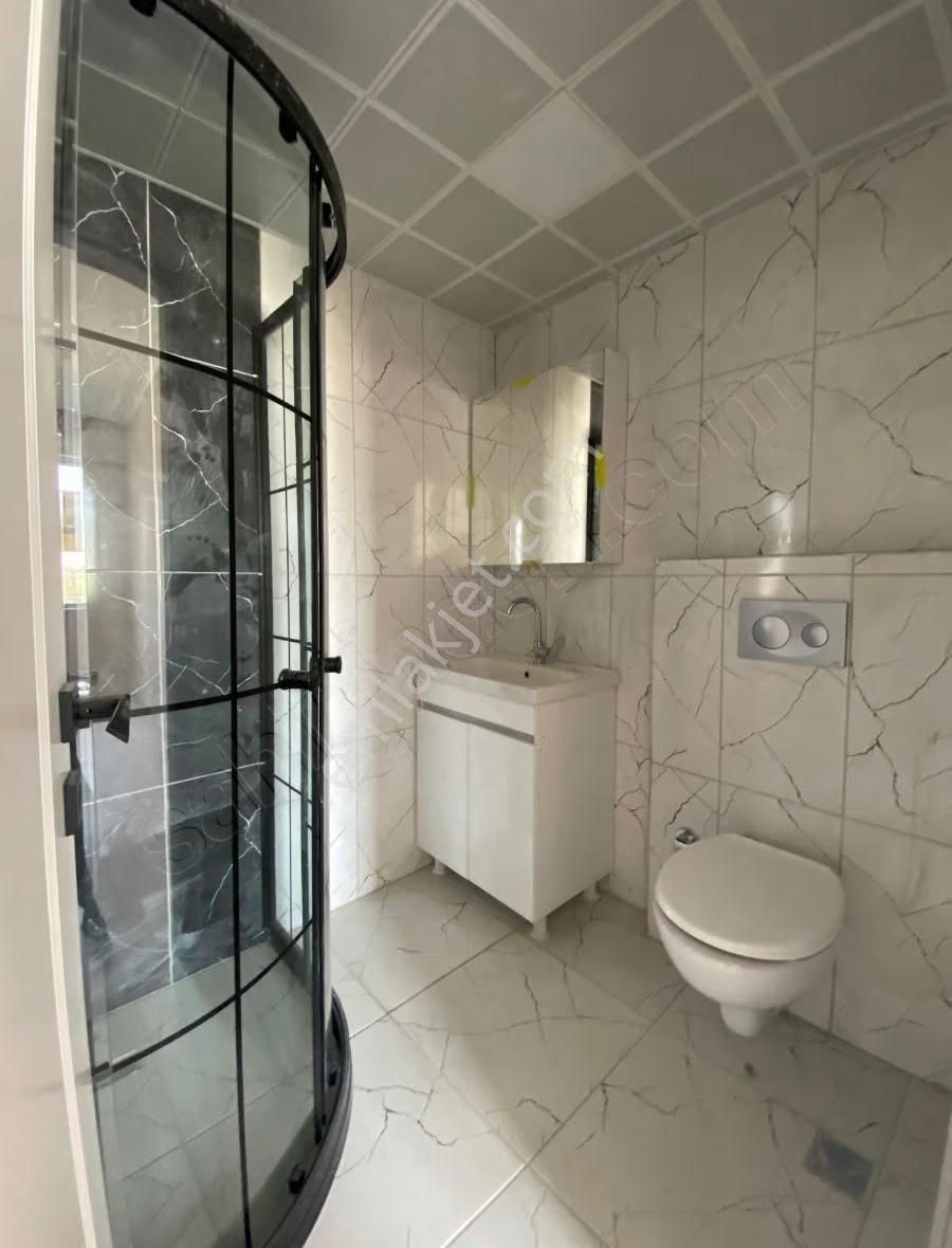 Susuz'da Geniş 2+1 Sıfır Lüks Daire - Görsel 2