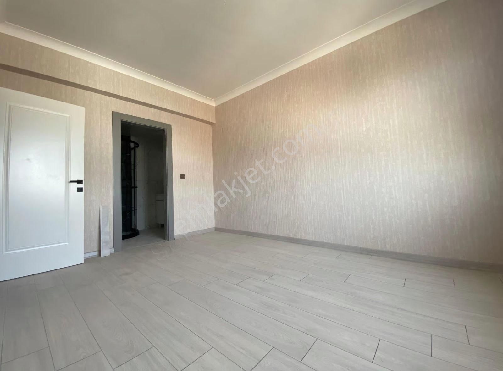 Susuz'da Geniş 2+1 Sıfır Lüks Daire - Görsel 8