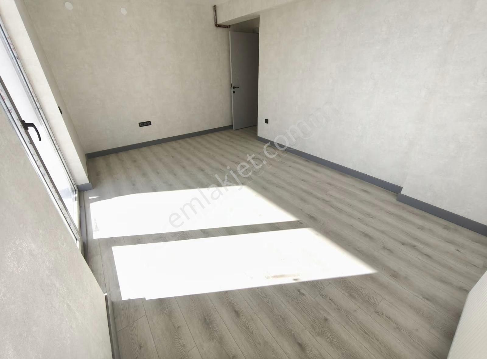 Ebeveyn Banyolu Sıfır 4+1 Ara Kat Satılık Fırsat Daire - Görsel 27