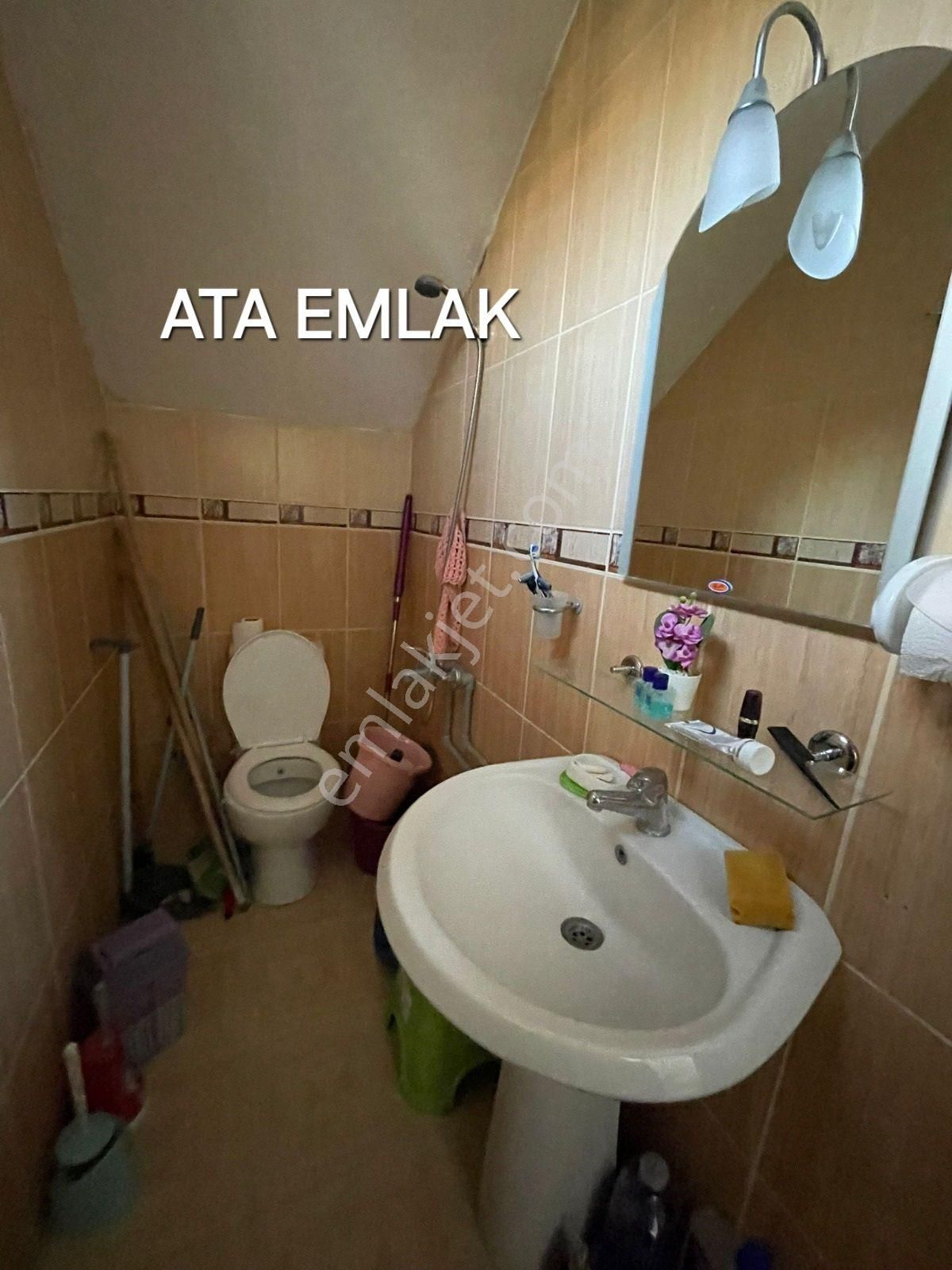 Kuşadasında Nazilli Pazarı Ve Avm'lere Yakın Havuzlu Sitede Tek Müstakil Villa - Görsel 17