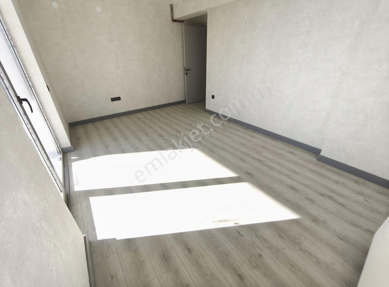 Merkezi Lokasyonda Orman Manzaralı 4+1 Ara Kat Daire - Görsel 21