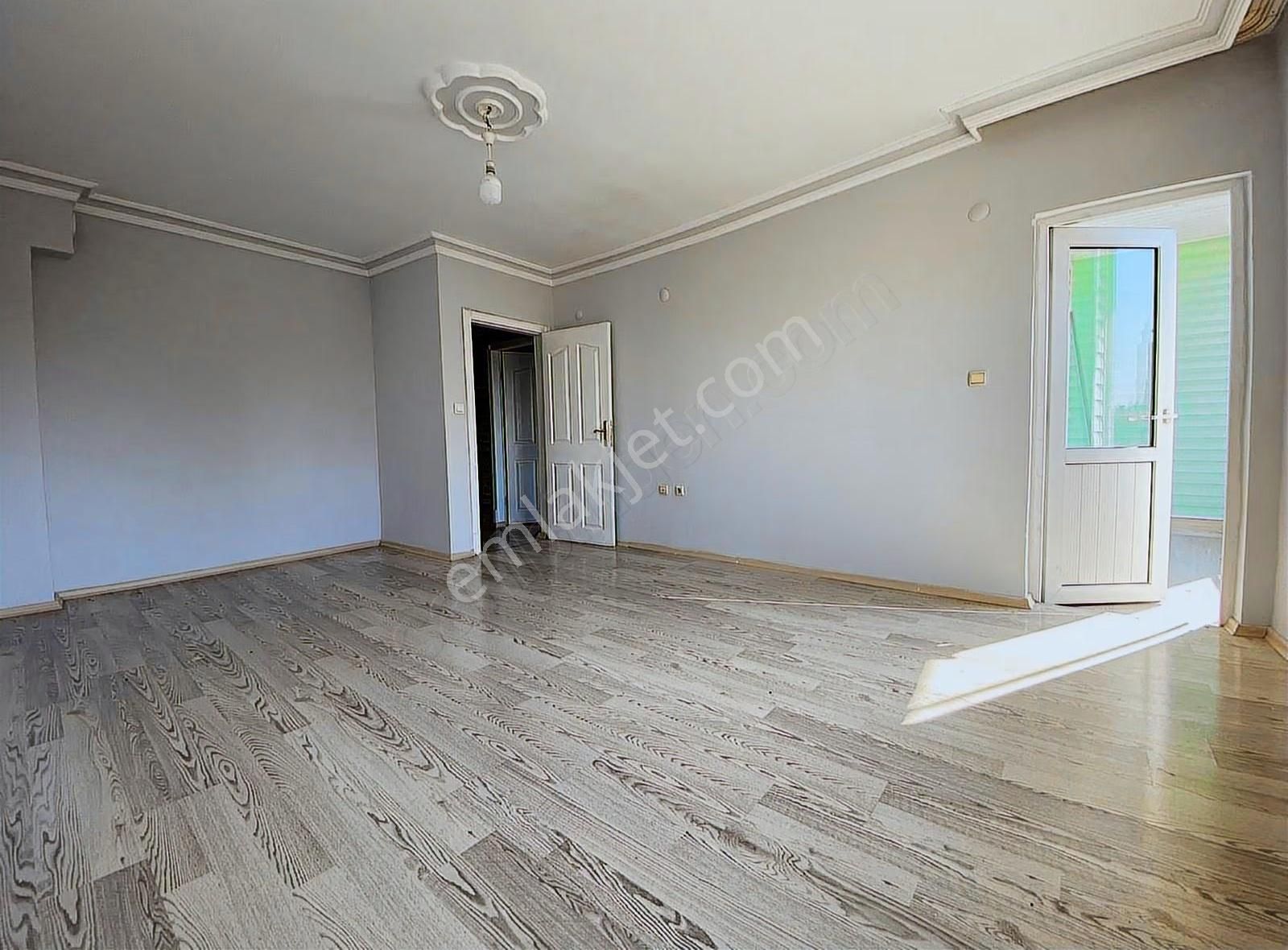 Geniş Bahçeli Kiralık Müstakil - Görsel 15