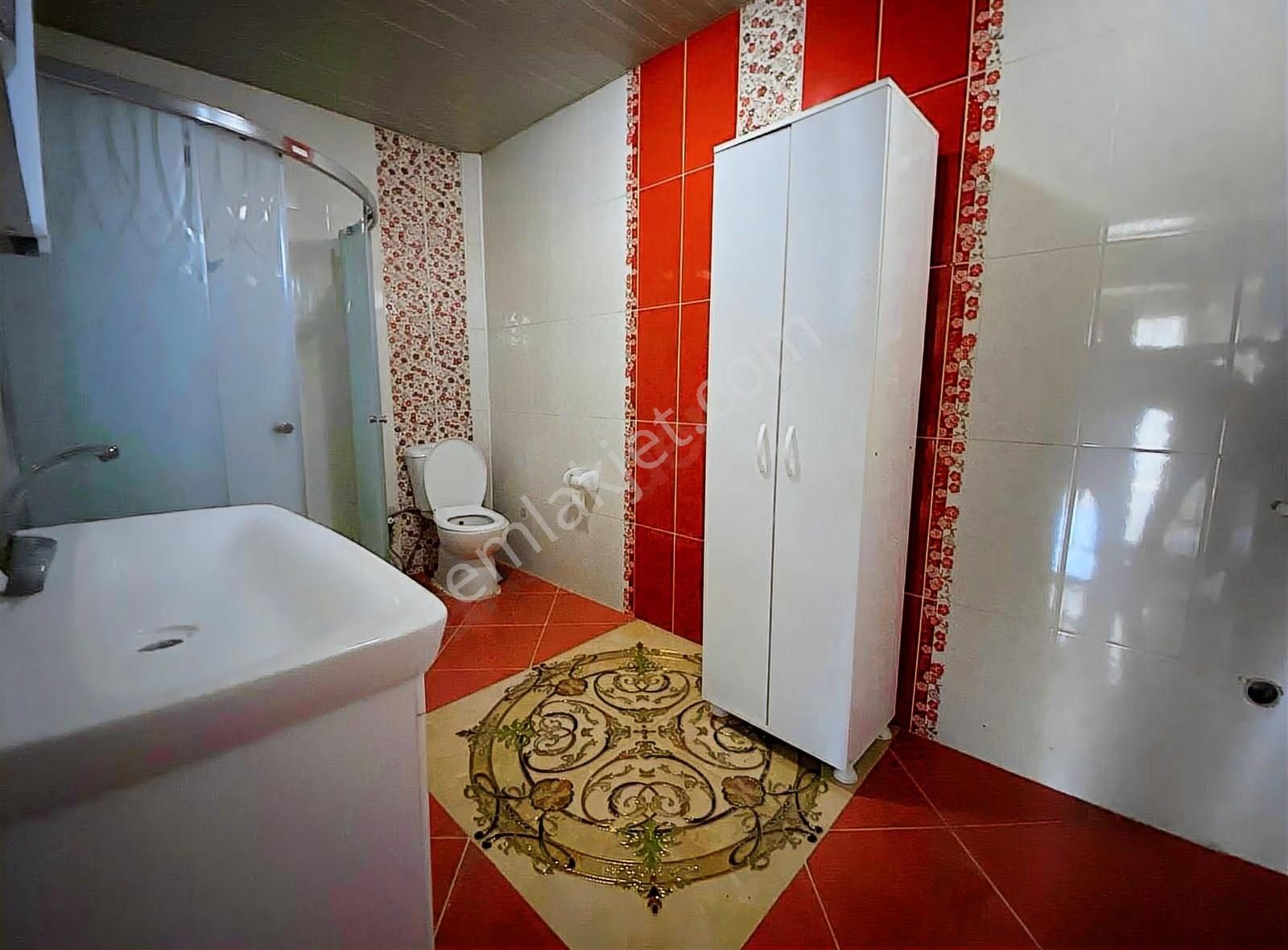 Geniş Bahçeli Kiralık Müstakil - Görsel 13