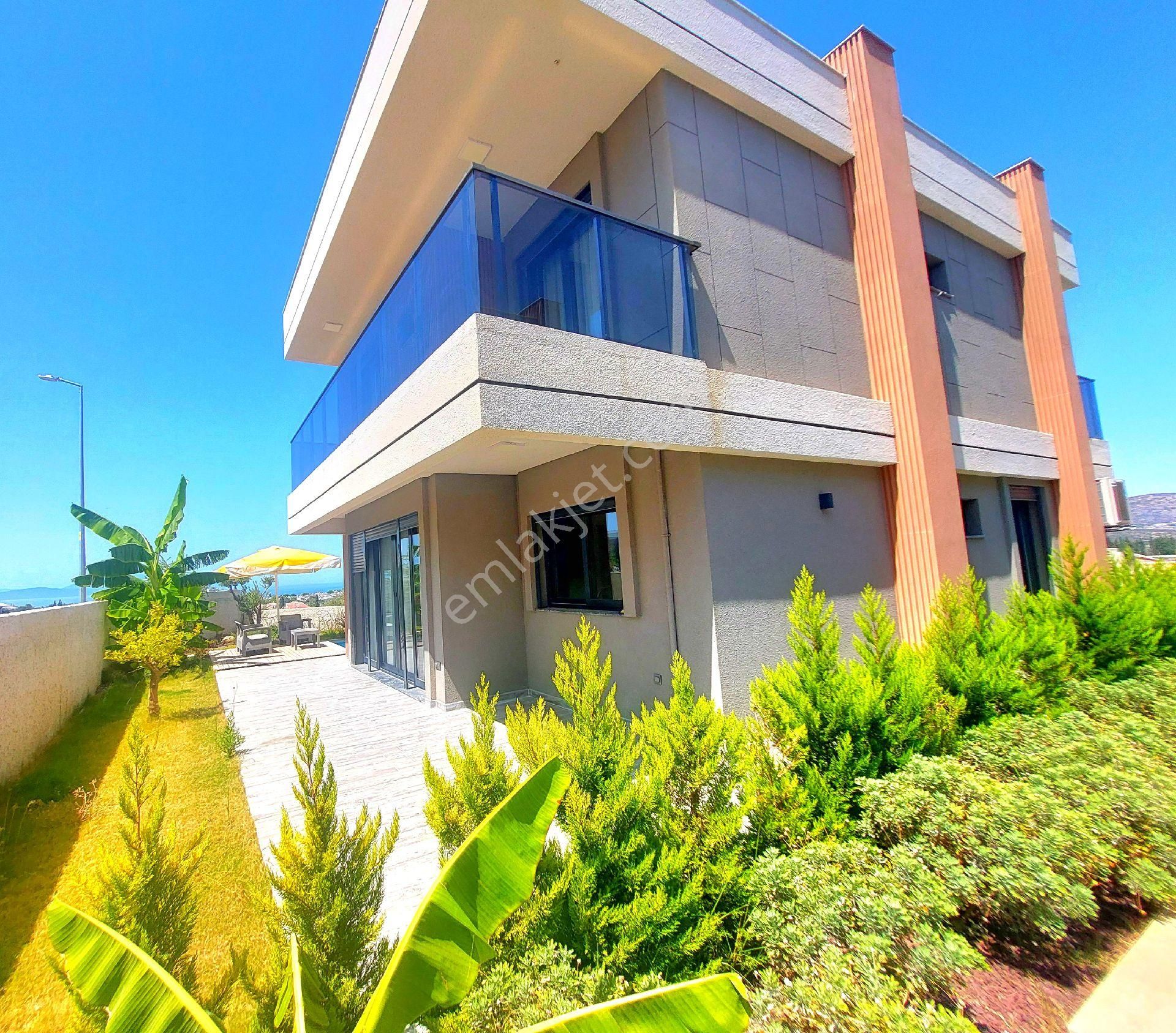 Kuşadasında Avm'ye Yakın Özel Havuzlu Tek Müstakil 4+1 Sıfır Villa - Görsel 30