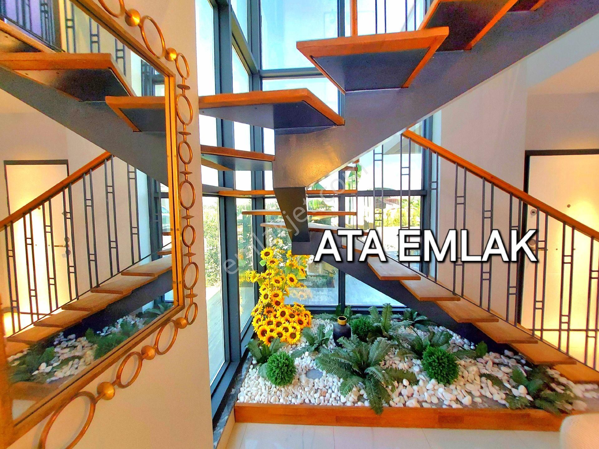 Kuşadasında Avm'ye Yakın Özel Havuzlu Tek Müstakil 4+1 Sıfır Villa - Görsel 13