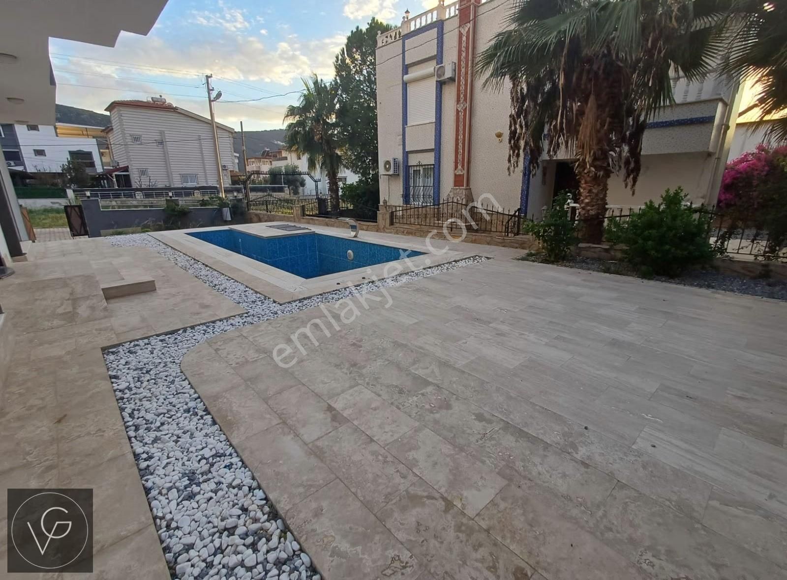 Didim Akbükte Deniz Manzaralı Denize 150 Metre 4+1müstakil Villa - Görsel 16