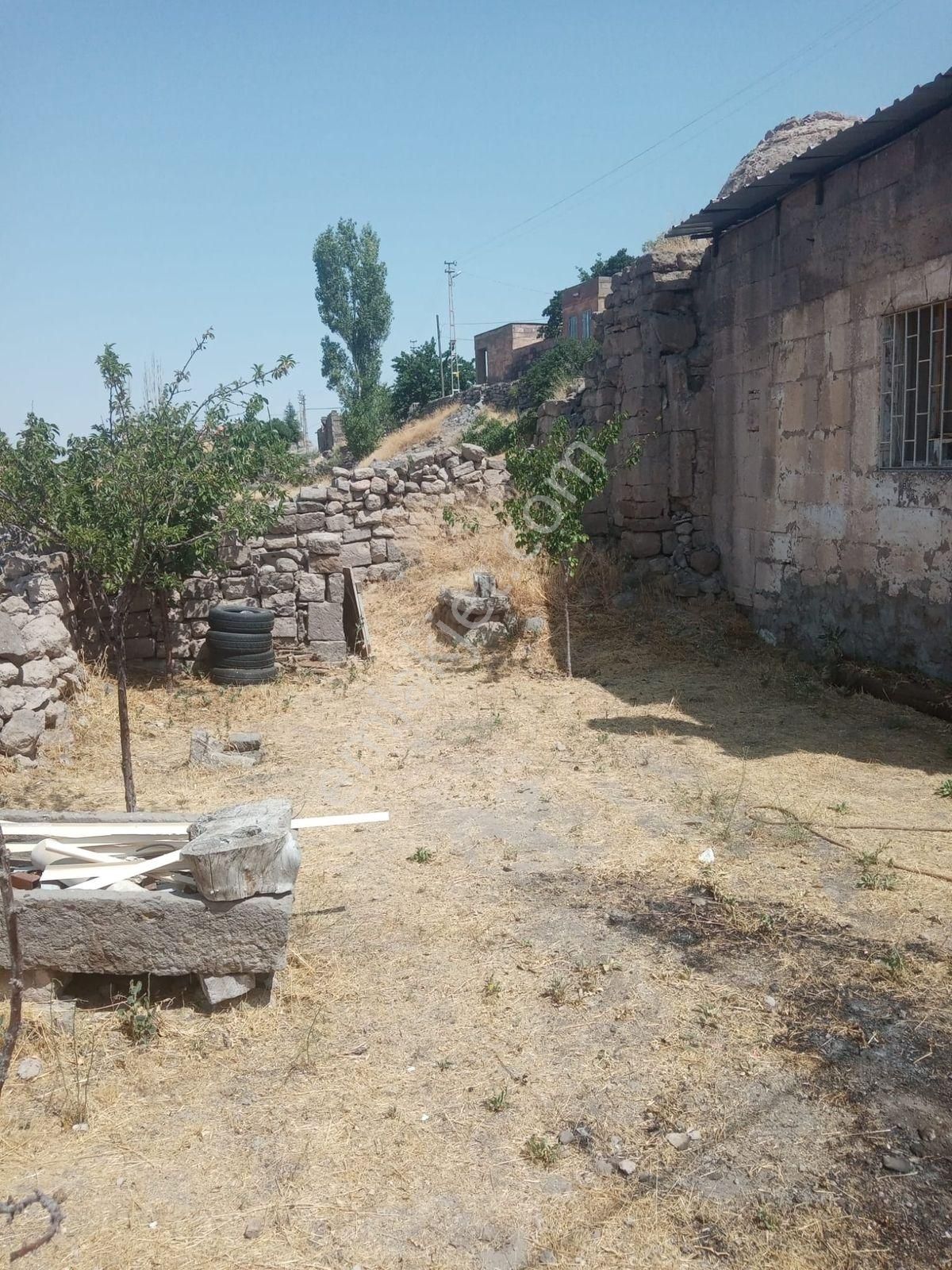 Tavlusun ' Da Bahçeli Bağ Evi - Görsel 2