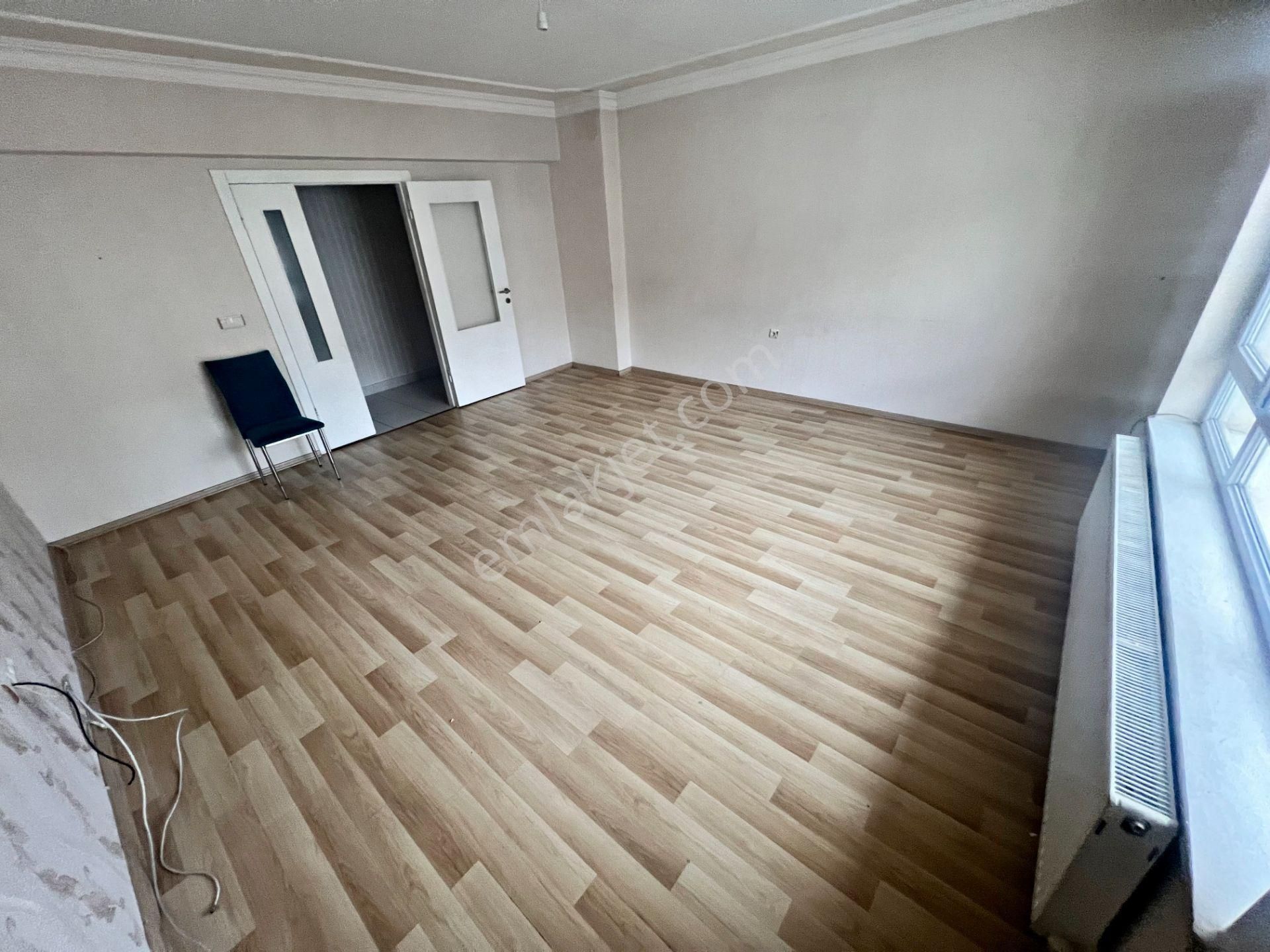 Cihandan Karakeçili Cadde Üzerinde Asansörlü Geniş 3+1 - Görsel 6