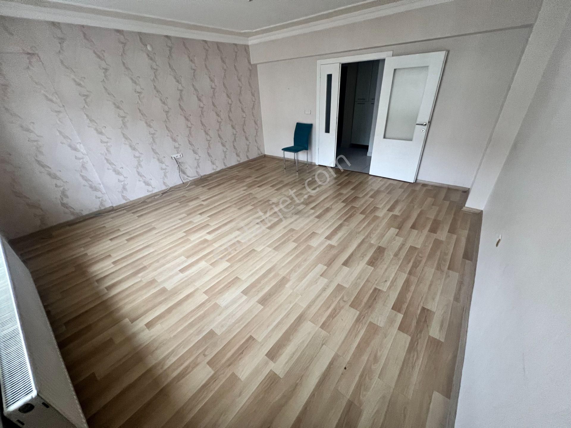 Cihandan Karakeçili Cadde Üzerinde Asansörlü Geniş 3+1 - Görsel 7