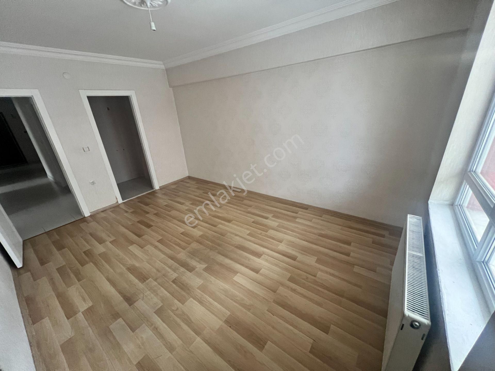 Cihandan Karakeçili Cadde Üzerinde Asansörlü Geniş 3+1 - Görsel 13