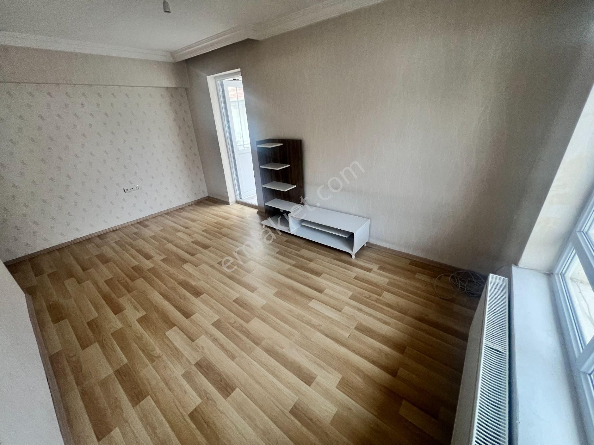 Cihandan Karakeçili Cadde Üzerinde Asansörlü Geniş 3+1 - Görsel 17