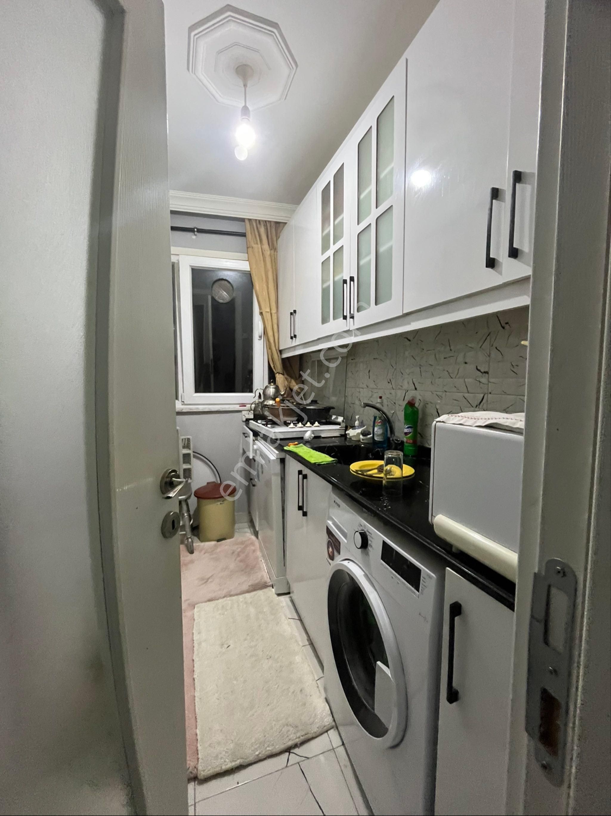 Ecem Emlaktan Kocamustafapaşa Merkezde 60m2 Ara Kat - Görsel 9