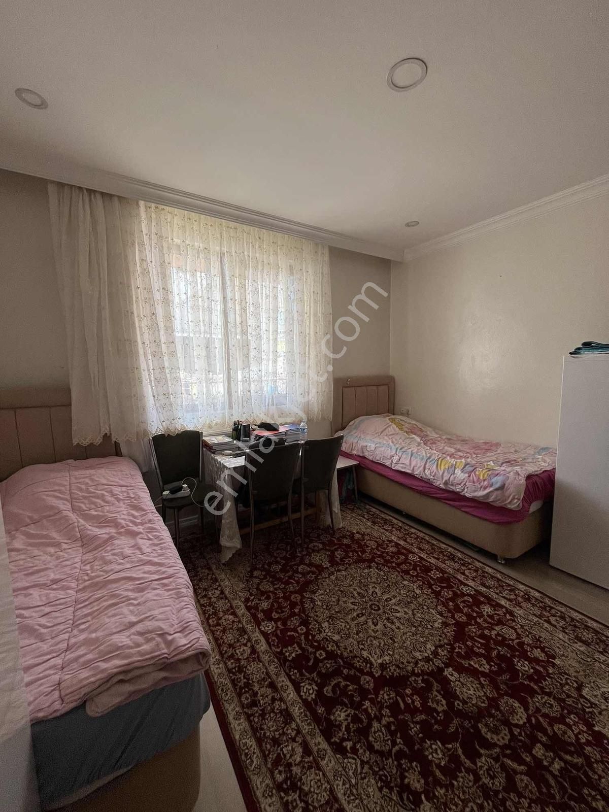 Konakta Fırsat 3 Katlı 2+1 Dogalgazlı 120 Mt2 Müstakil Ev!! - Görsel 33