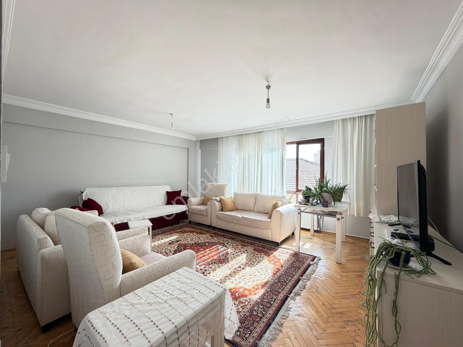 Altındağ - Battalgazi Mah. Orhan Kemal Caddesi Üzerinde 3+1 Satılık Fırsat Dairesi !! - Görsel 3