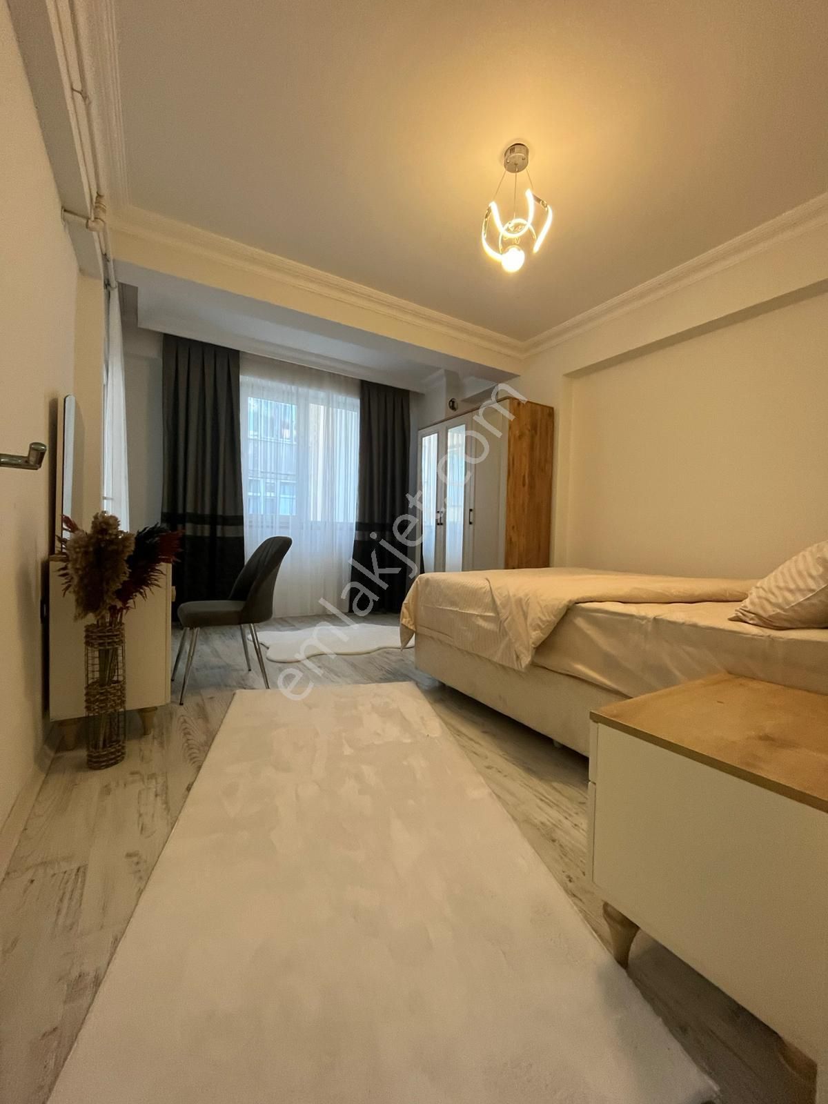 Özmecaz'dan Çınar Mevki 80m2 Full Eşyalı Arakat Balkonlu Asansörlü Mega Daire - Görsel 7