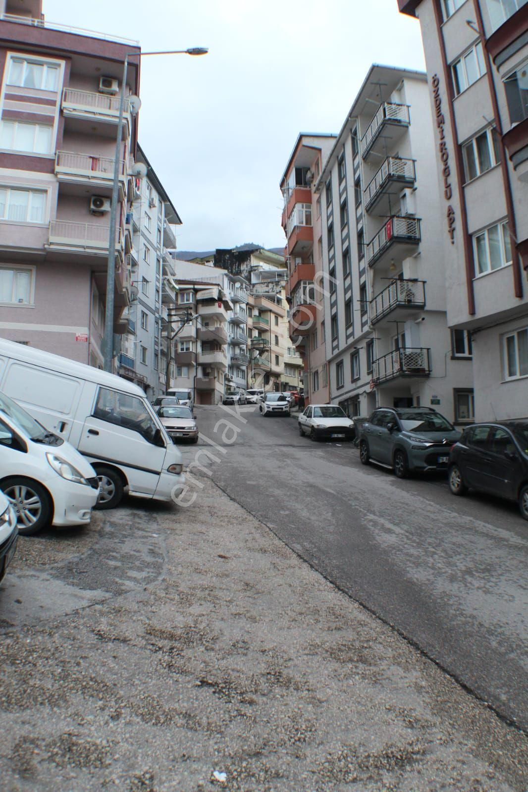 Bursa Yıldırım Yenimahallede 2+1 Kombili 2. Kat 80 M2 Daire Kiralık - Görsel 26