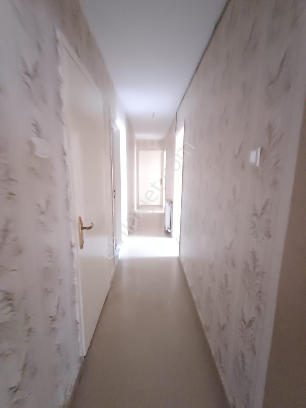 Bestekar Sadi Hoşseste Satılık 3+1 Ferah Köşe Daire - Görsel 26