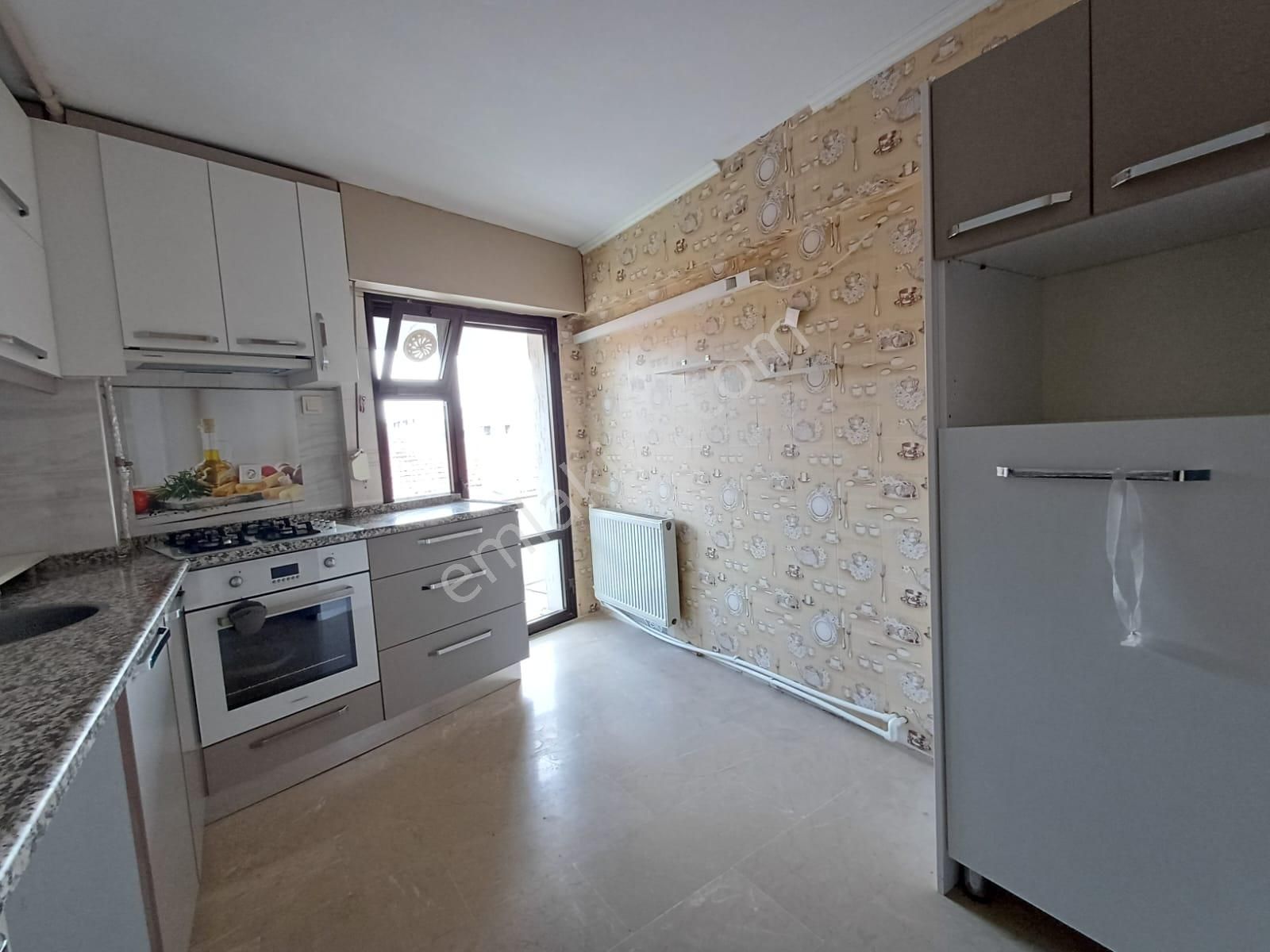 Bestekar Sadi Hoşseste Satılık 3+1 Ferah Köşe Daire - Görsel 12