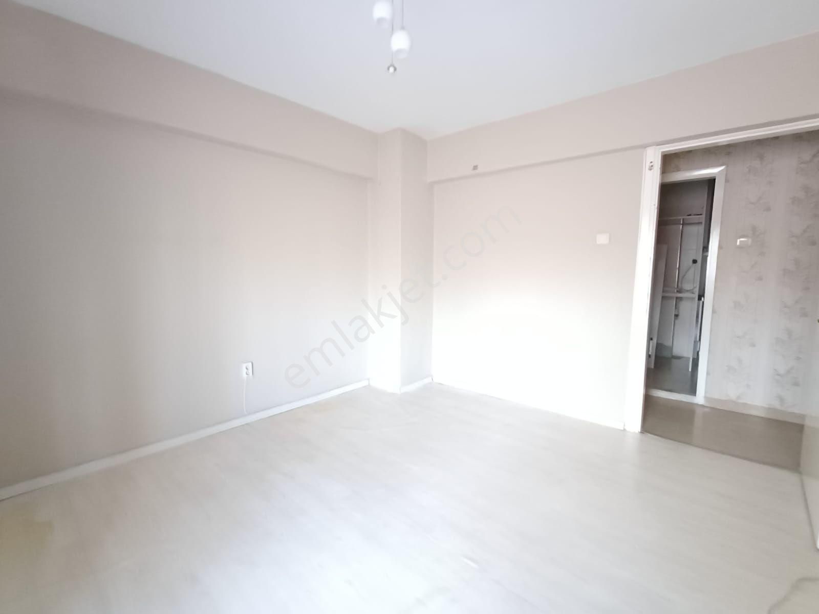 Bestekar Sadi Hoşseste Satılık 3+1 Ferah Köşe Daire - Görsel 16