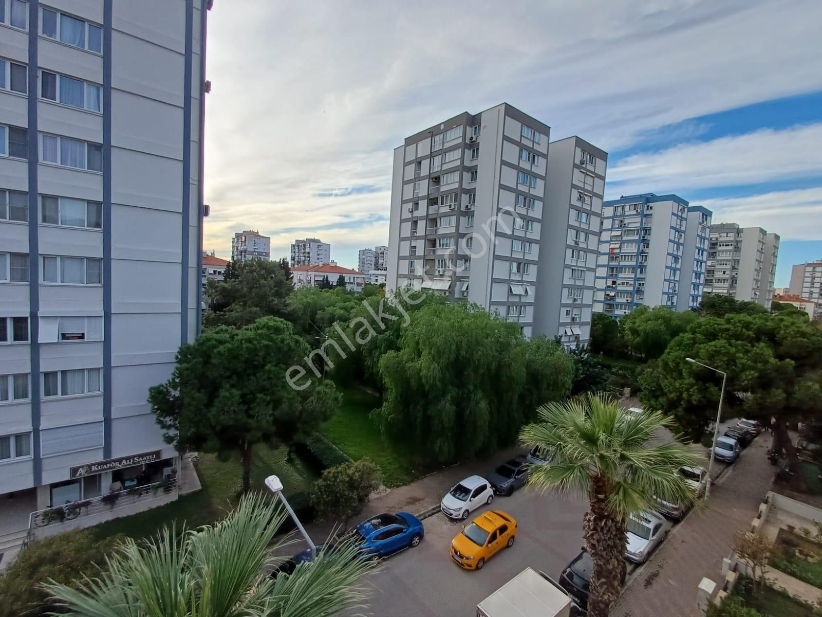 Bestekar Sadi Hoşseste Satılık 3+1 Ferah Köşe Daire - Görsel 4