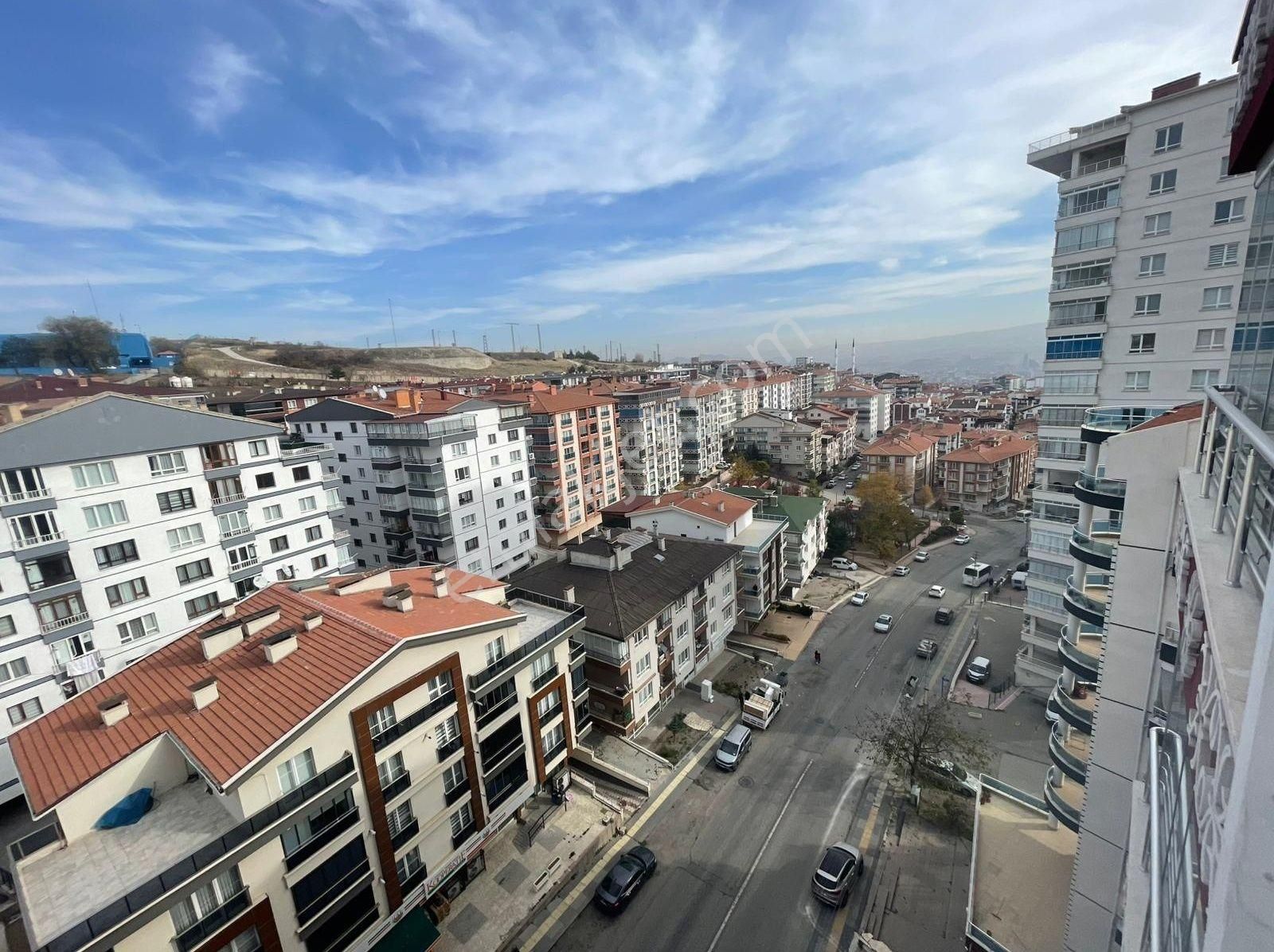 Çiğdemtepede Değirmendre Cadde Üzeri Ara Katta Satlık 3+1 Daire - Görsel 7