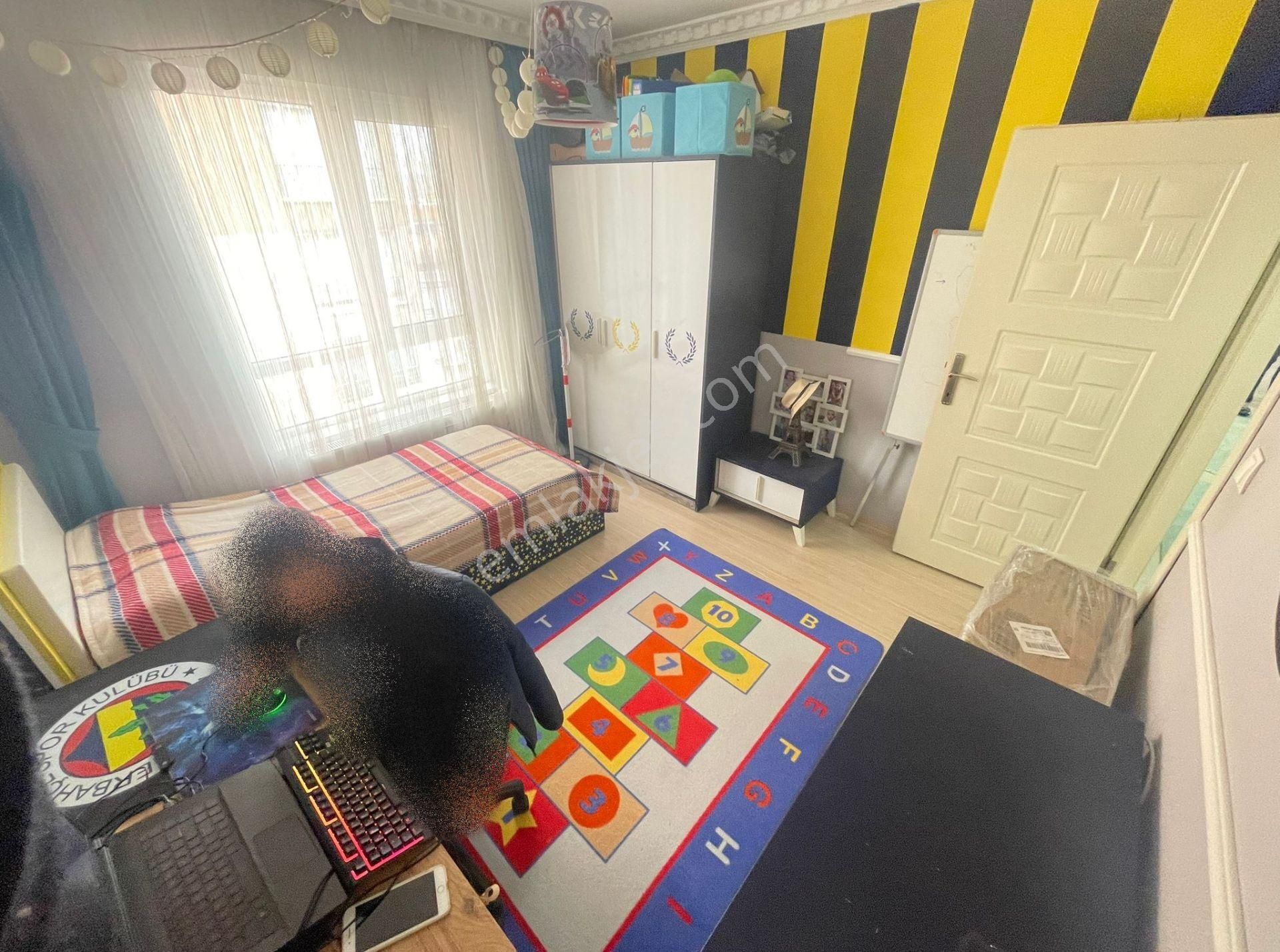 Çiğdemtepede Değirmendre Cadde Üzeri Ara Katta Satlık 3+1 Daire - Görsel 14