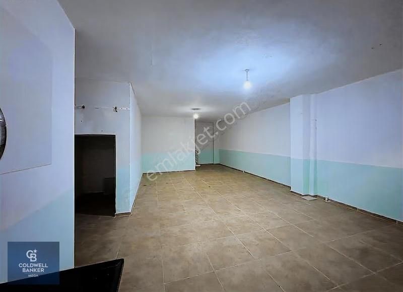 Arnavutköy Tam Merkezinde, İslambey Sınırda Kalan Satılık Dükkan - Görsel 4