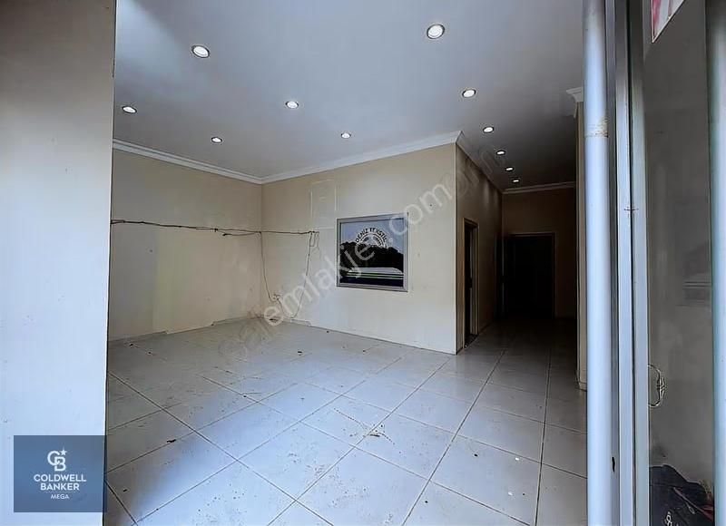 Arnavutköy Tam Merkezinde, İslambey Sınırda Kalan Satılık Dükkan - Görsel 12