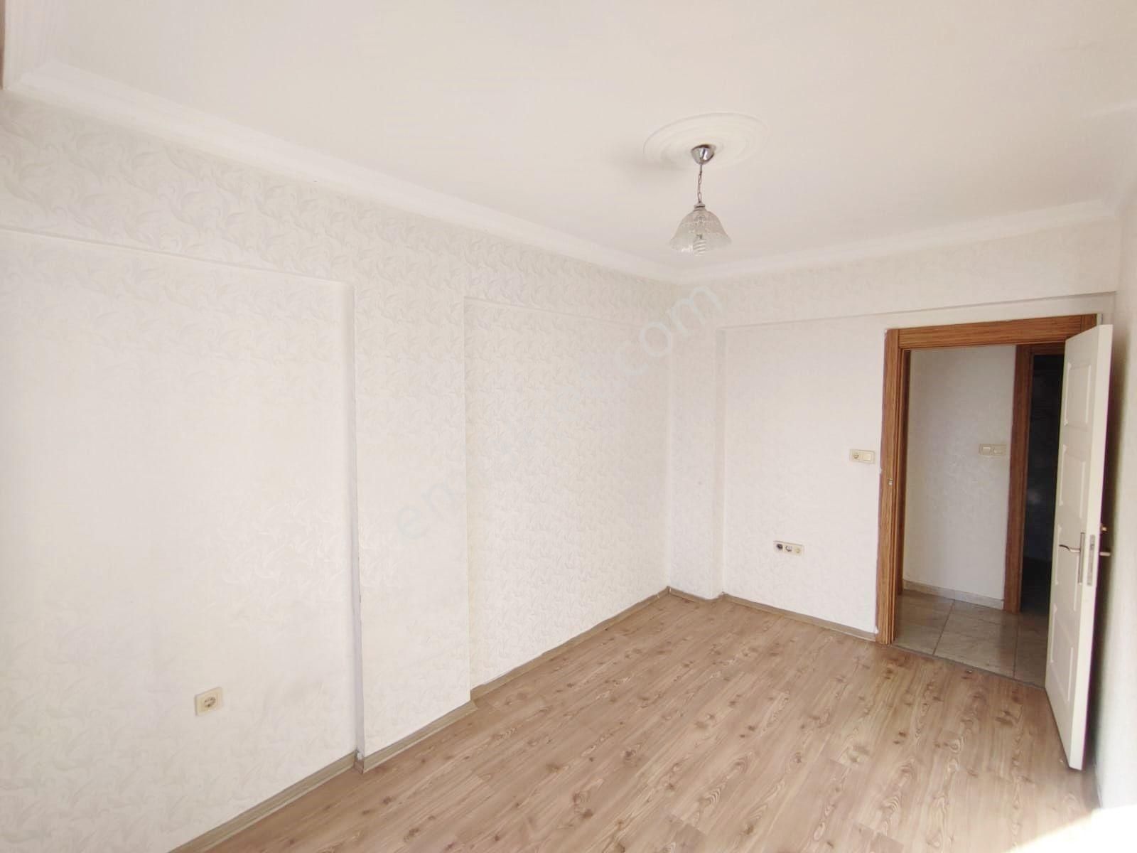 Beykent'te Tem Market Yanı Ara Kat Kira Getirili Masrafsız 2+1 - Görsel 18