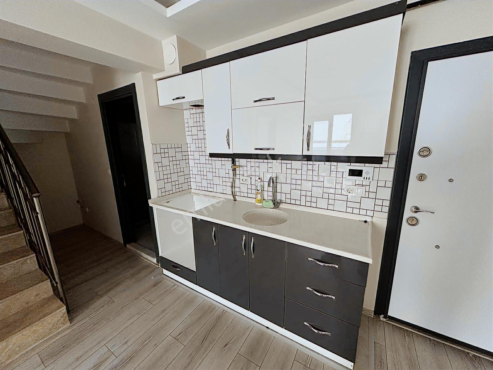 Güler'den Bina İçerisinde Kiralık Dubleks - Görsel 13