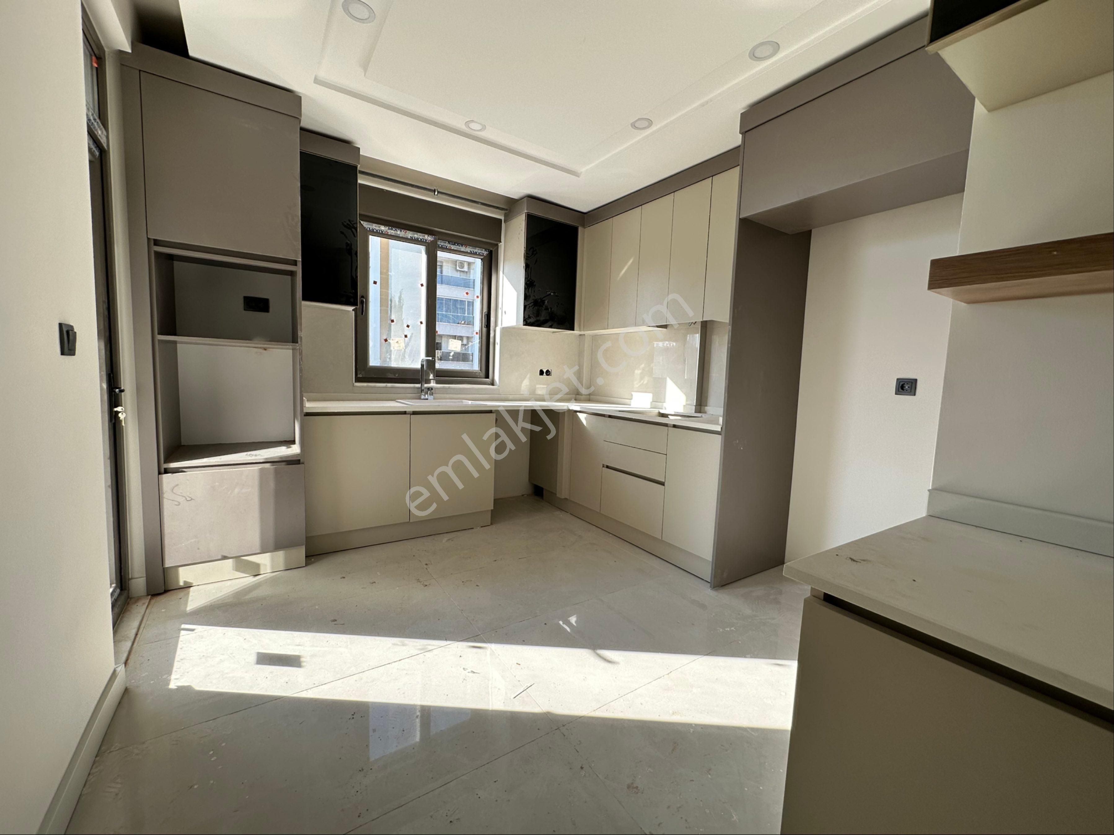 Yenigün’de 0 Binada Asansörlü Ayrı Mutfaklı Satılık2+1 Daire