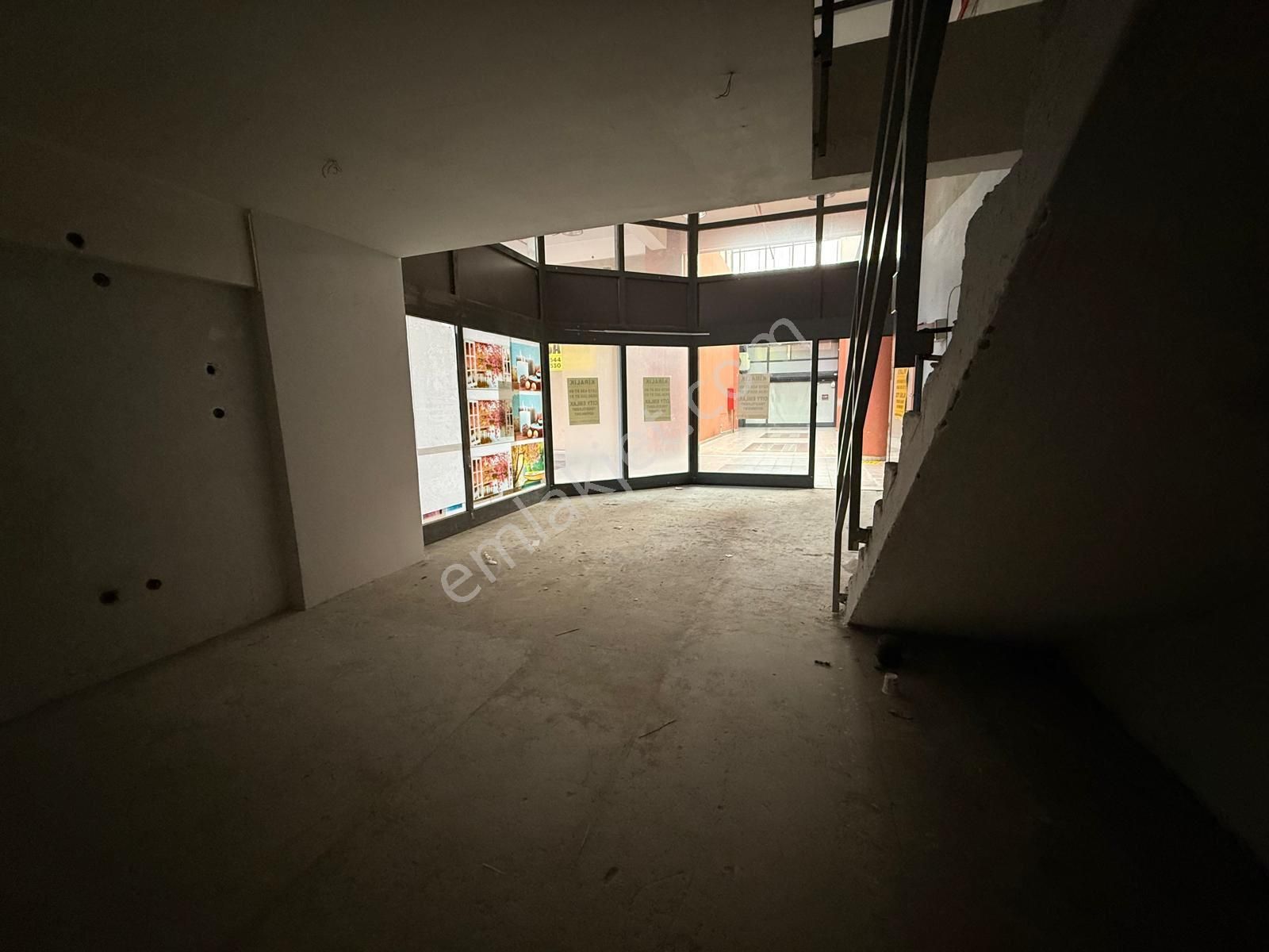 Tekstilkent City Emlaktan G2 Bloklarında Kiralık Dubleks Dükkan - Görsel 7