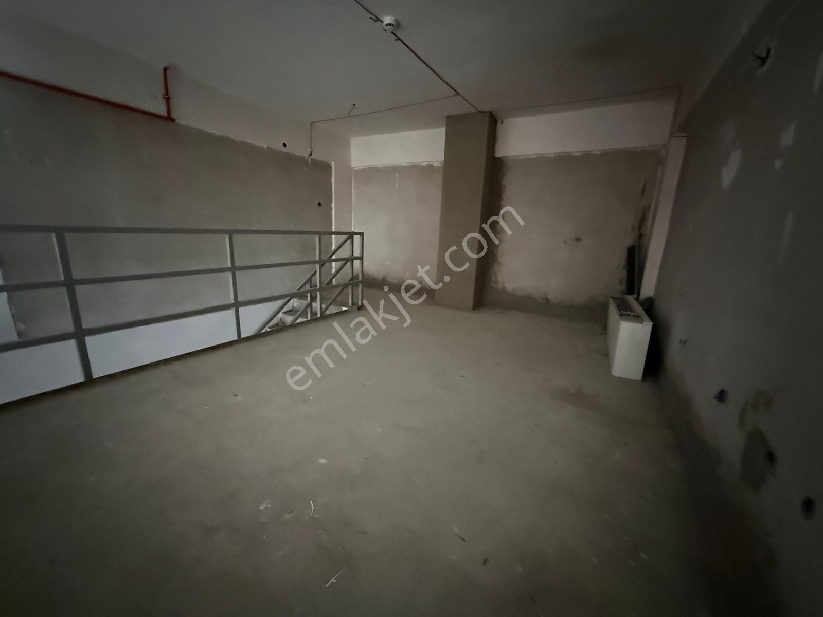 Tekstilkent City Emlaktan G2 Bloklarında Kiralık Dubleks Dükkan - Görsel 11