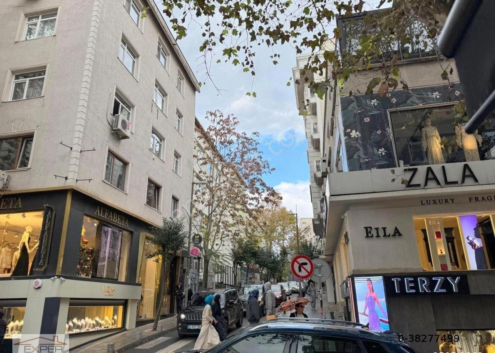 Nişantaşı'nda Mükemmel Konumda, 105m2 Yatırımlık Köşe Showroom - Görsel 17