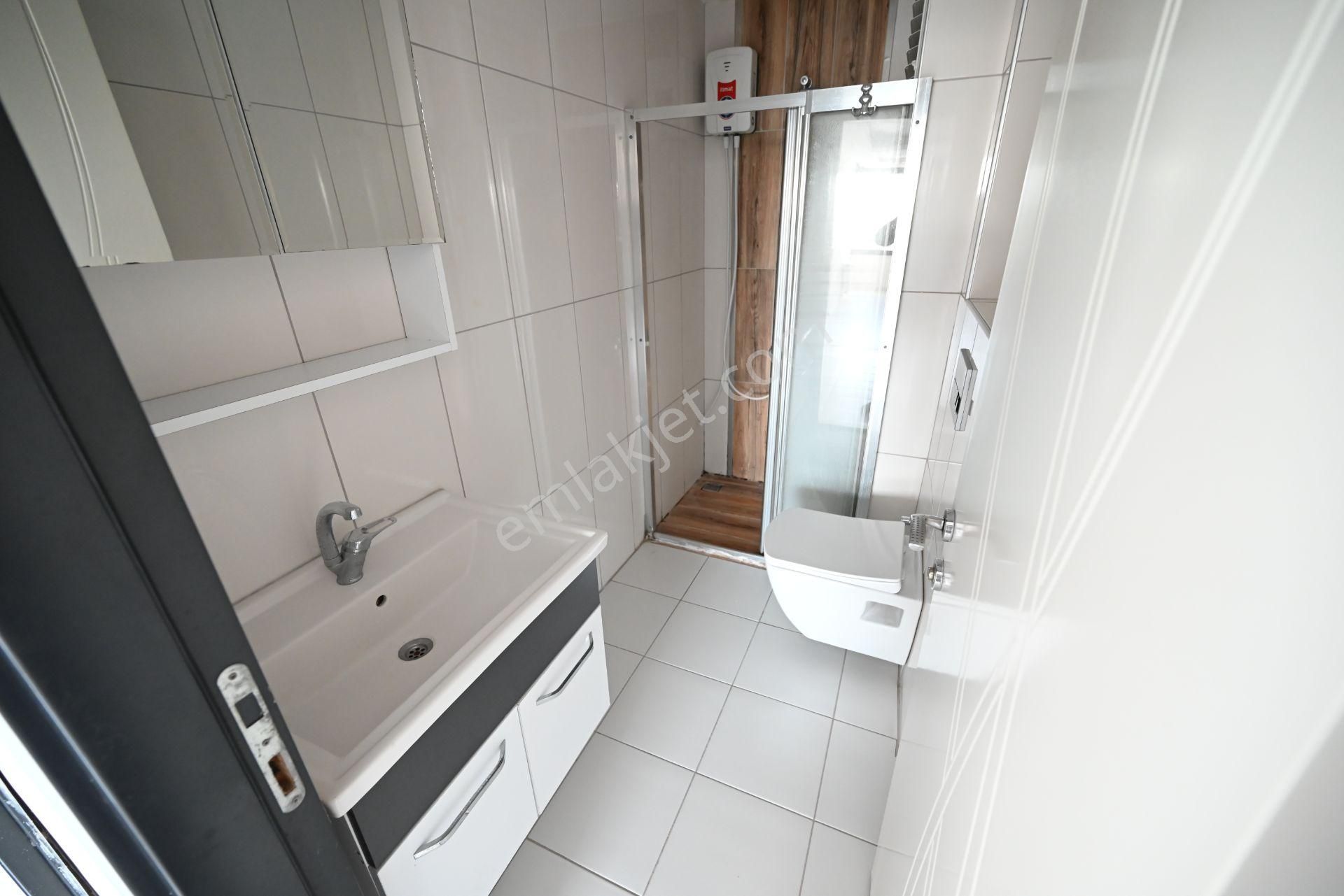 Üstünkent Emlak'tan Site İçi 3+1 Havuzlu Kiralık Daire - Görsel 28