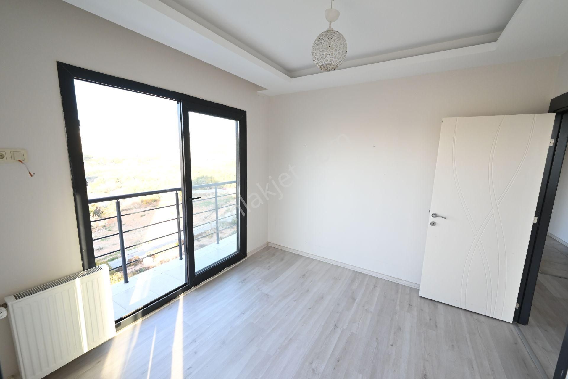 Üstünkent Emlak'tan Site İçi 3+1 Havuzlu Kiralık Daire - Görsel 17