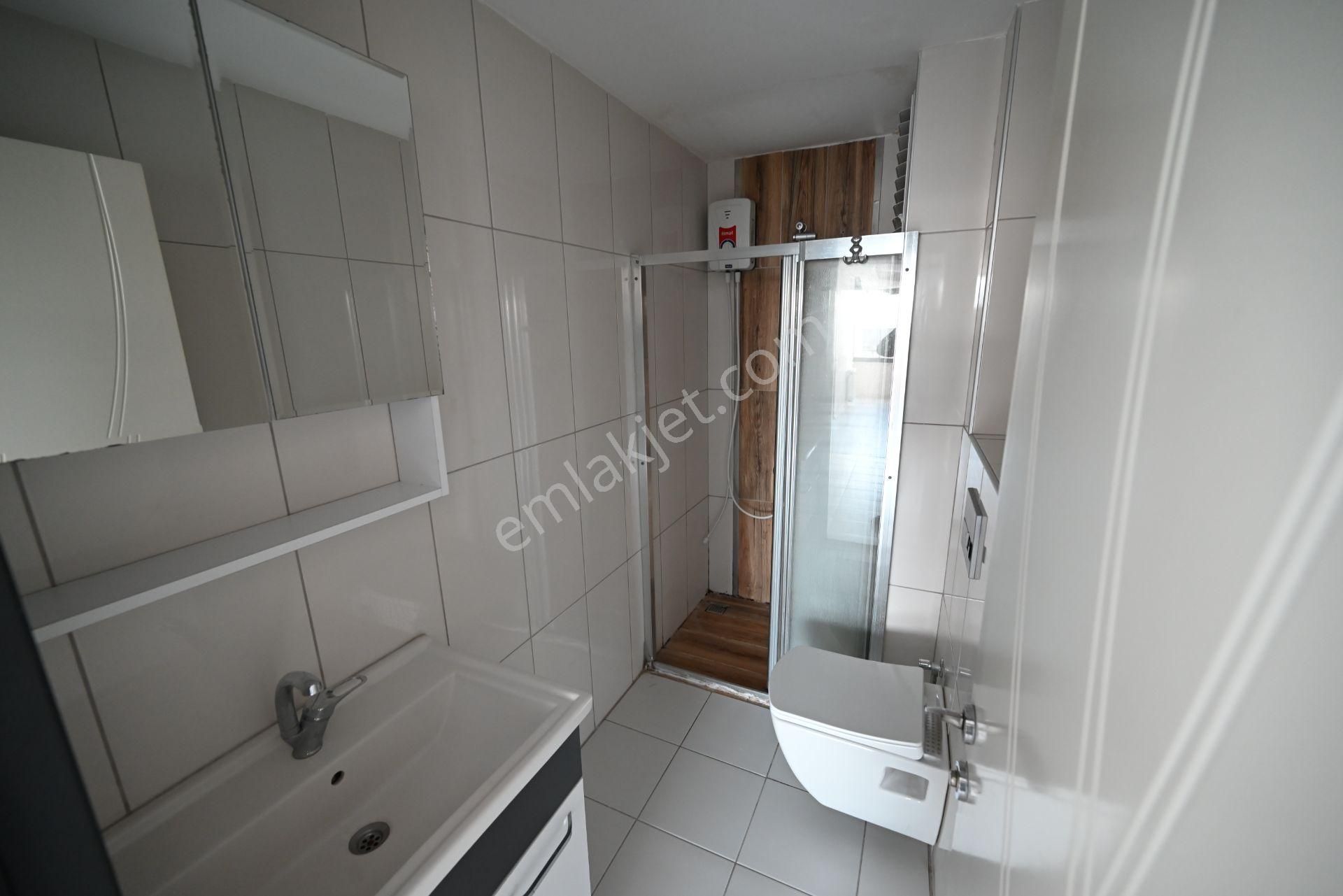 Üstünkent Emlak'tan Site İçi 3+1 Havuzlu Kiralık Daire - Görsel 27