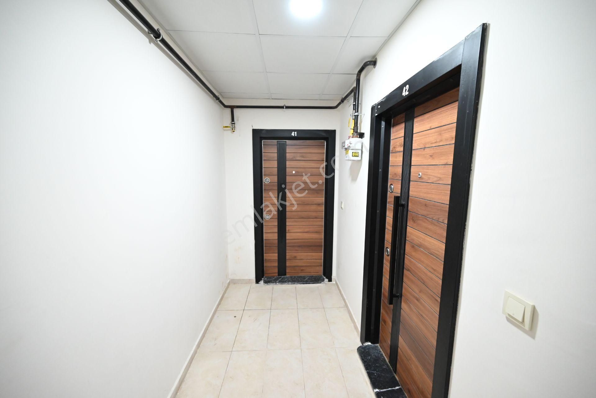 Üstünkent Emlak'tan Site İçi 3+1 Havuzlu Kiralık Daire - Görsel 34