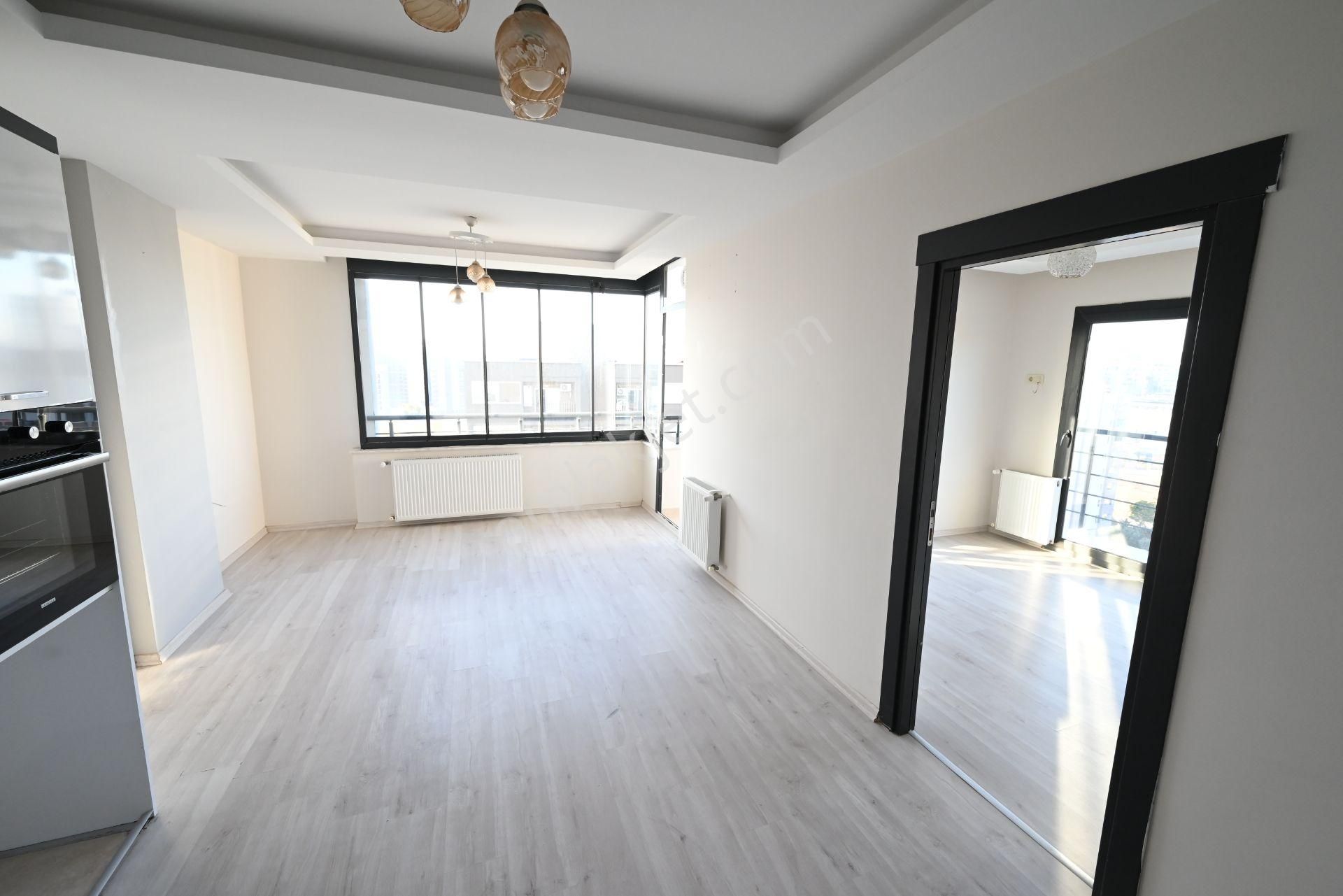Üstünkent Emlak'tan Site İçi 3+1 Havuzlu Kiralık Daire - Görsel 11