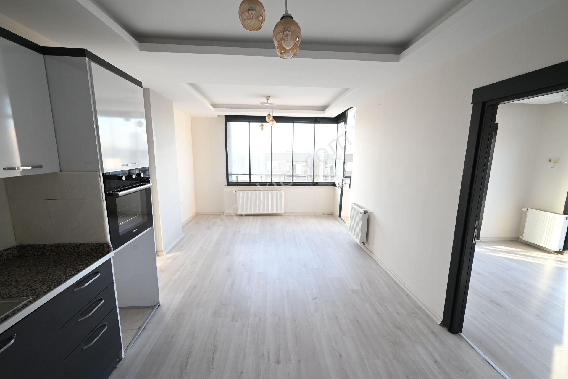 Üstünkent Emlak'tan Site İçi 3+1 Havuzlu Kiralık Daire - Görsel 10