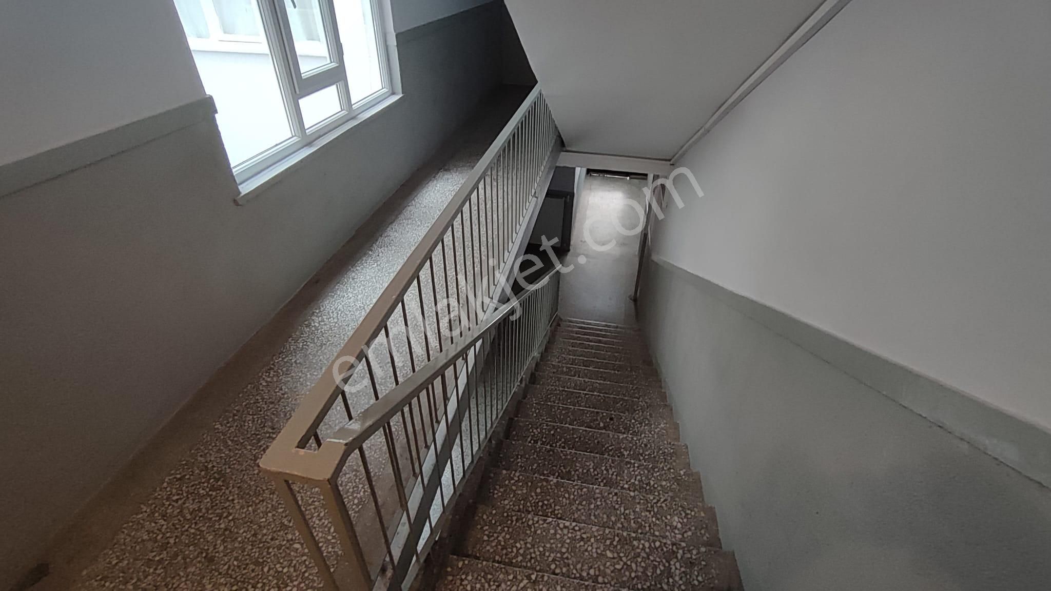 Atanora Vadi'den Sokulluda Cadde Paraleli Lüks Yapılı Ara Kat Manzaralı Boş 3+1 - Görsel 9