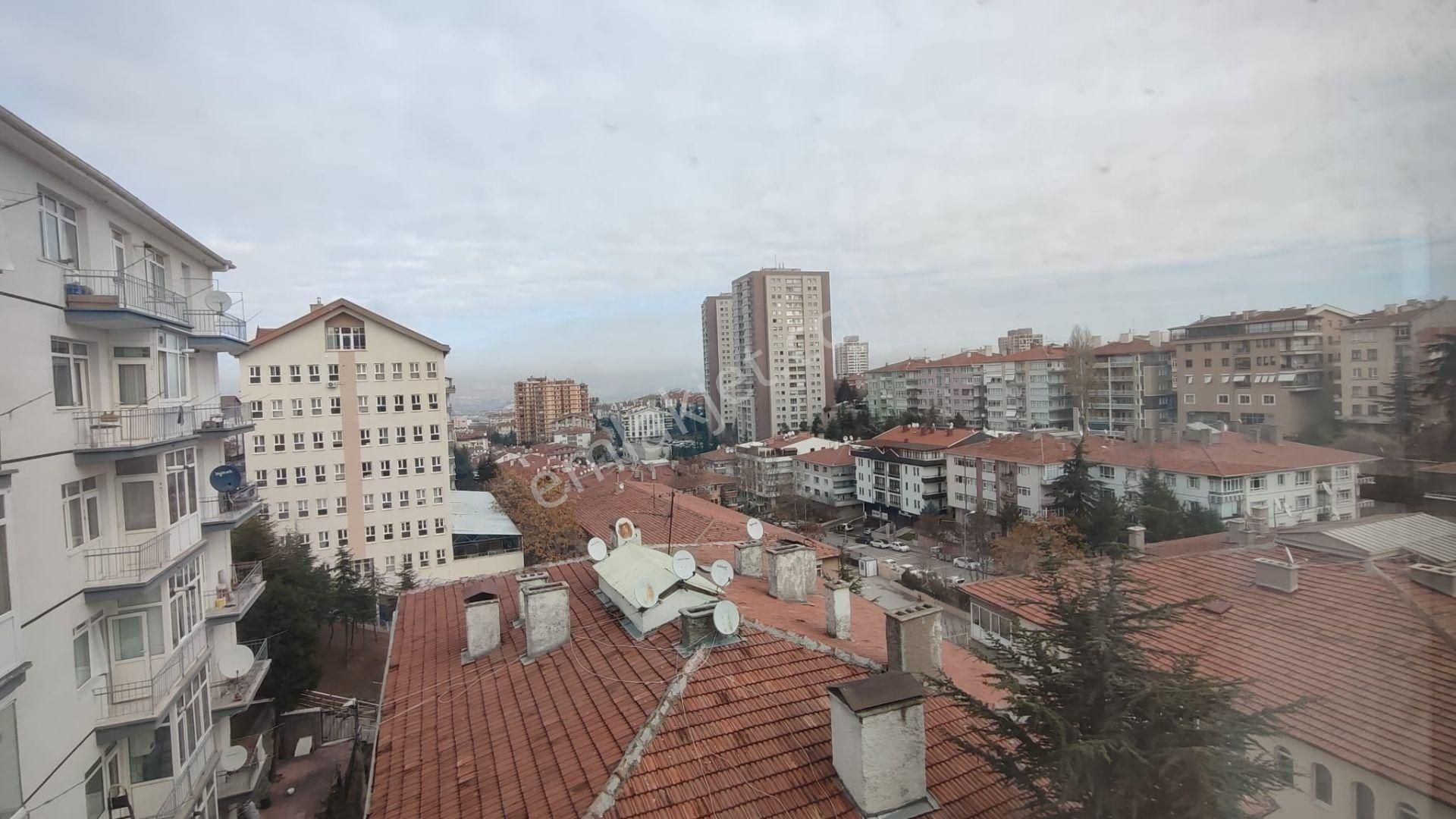 Atanora Vadi'den Sokulluda Cadde Paraleli Lüks Yapılı Ara Kat Manzaralı Boş 3+1 - Görsel 17