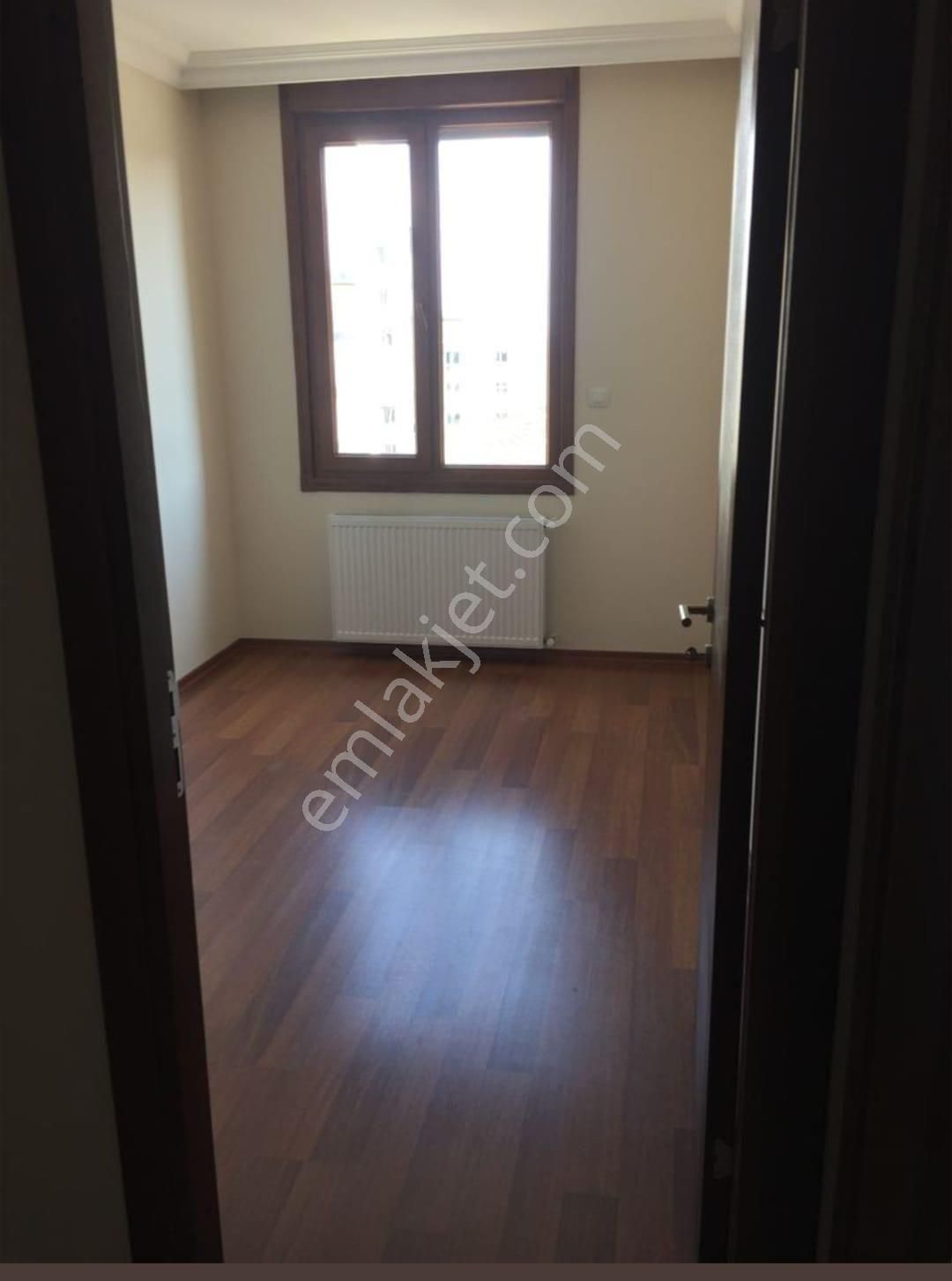 Pendik - Şeyhli'de 2+1 Arakat Balkonlu Bakımlı Satılık Daire. - Görsel 6